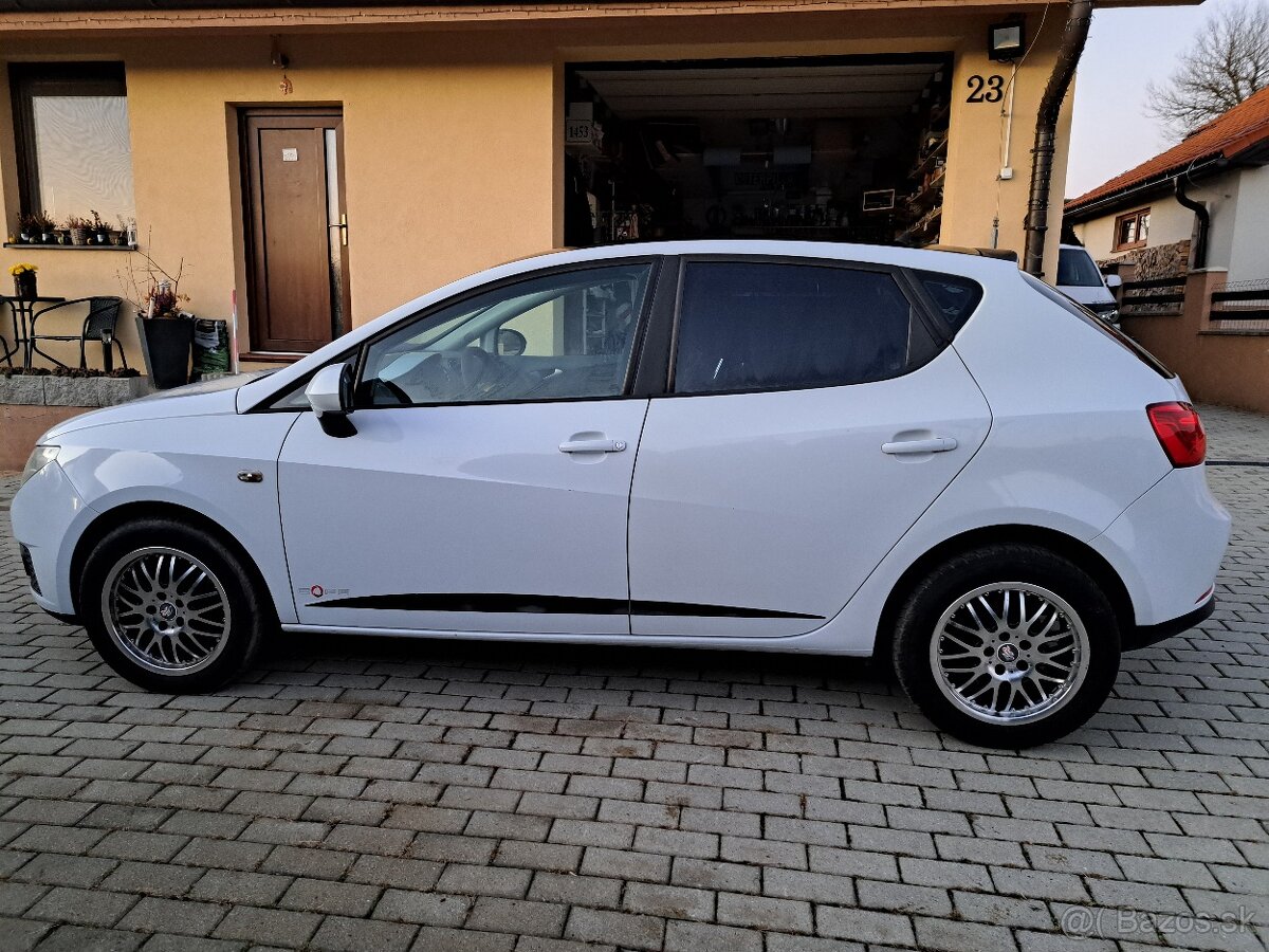 Seat Ibiza 1.4 benzín 63KW - 13