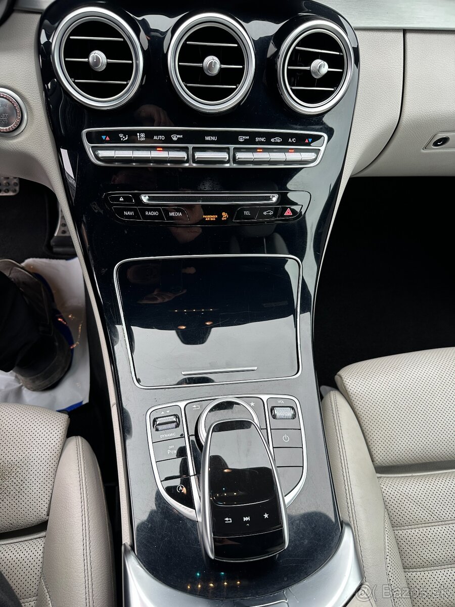 Mercedes benz c220d 4Matic AMG line - 13