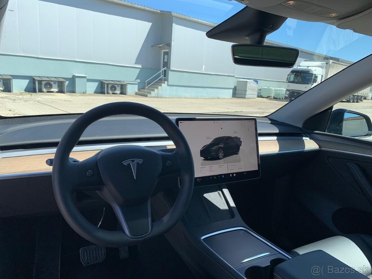 Tesla Model Y 2023 ___FSD___ SoH 94 % - 13