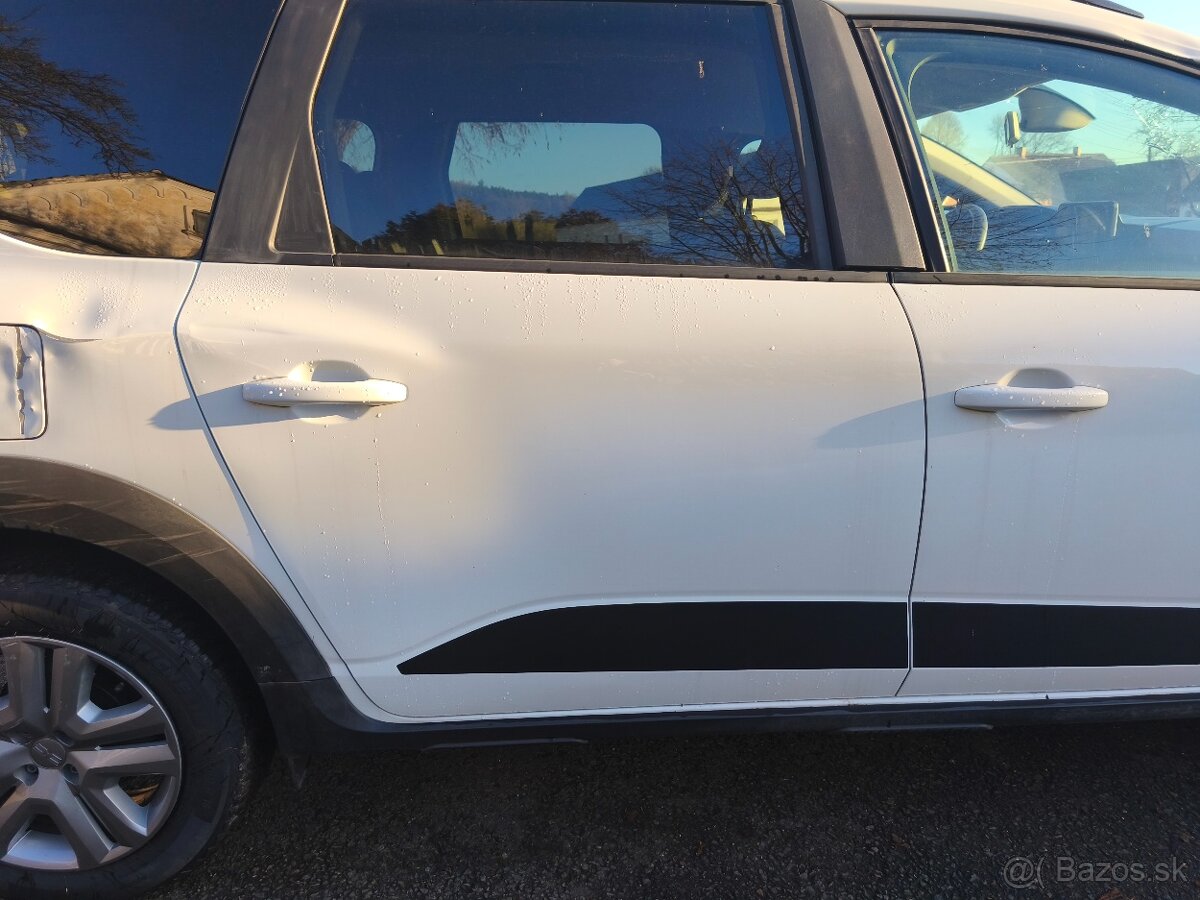 Dacia Jogger 1.0 TCe, 7 míst, 7.394 km - 13