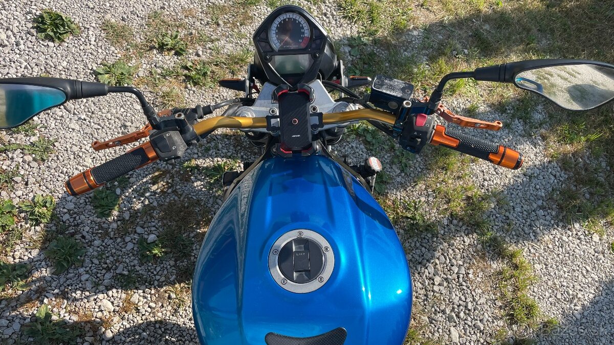 Suzuki SV 650 - 13
