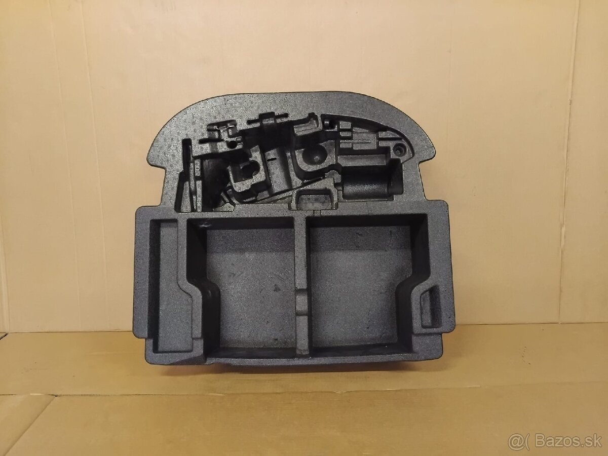 rozpredám interiér Octavia 3 - 13