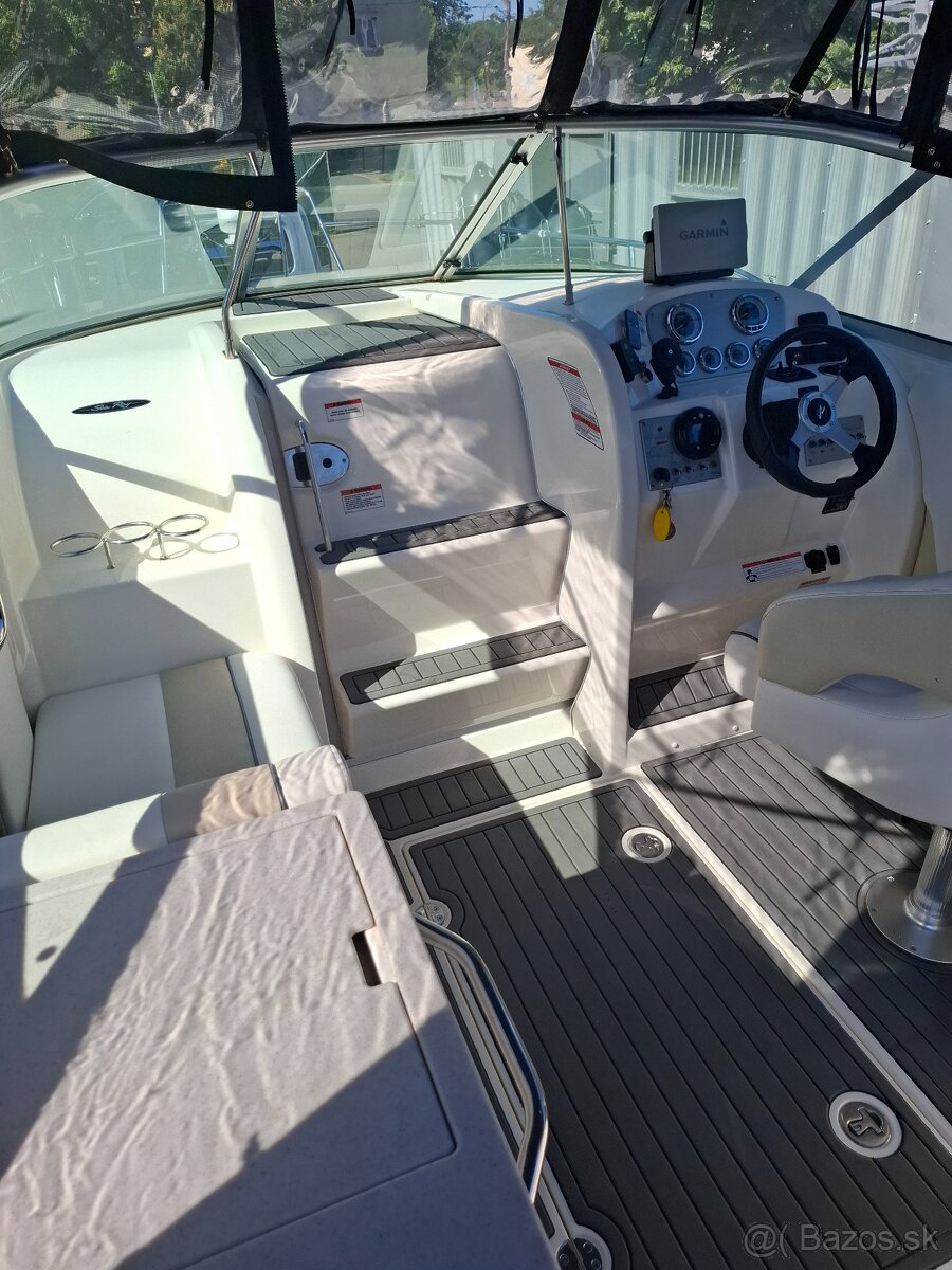 SEA RAY 235 WEEKENDER - 13