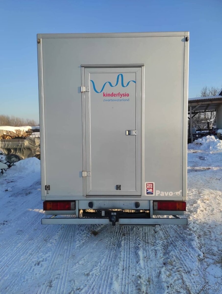 Mercedes prepravnik na kone - 13