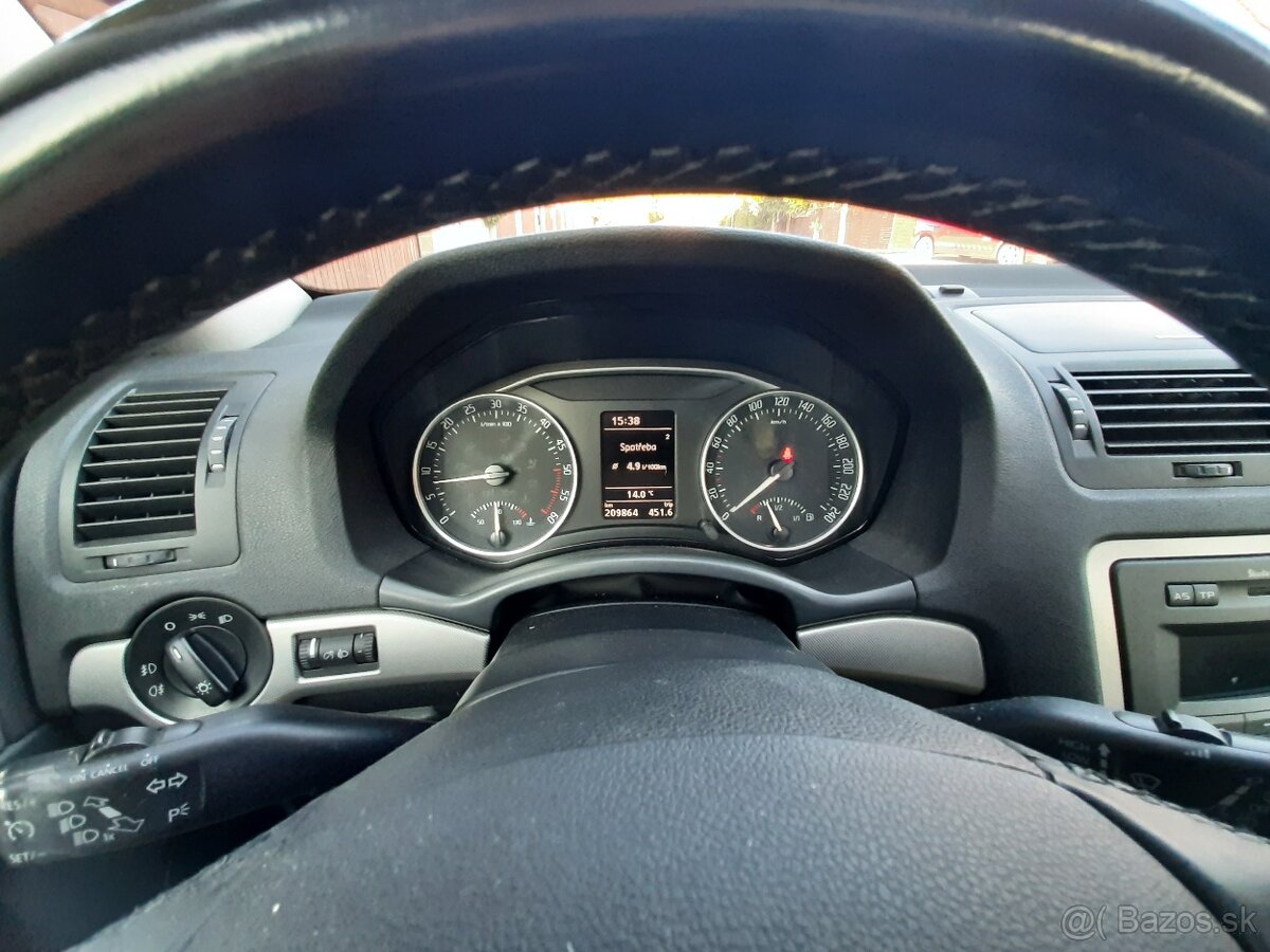 Škoda Octavia combi 1.6 Tdi, 209800 km, - 13