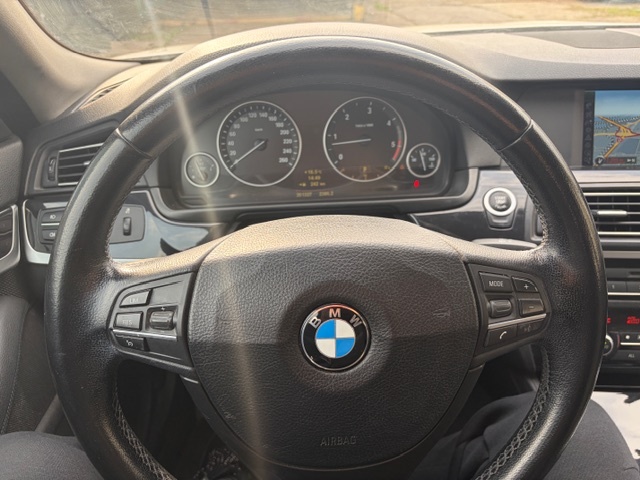 BMW Rad 5 Touring 525d A/T - 13