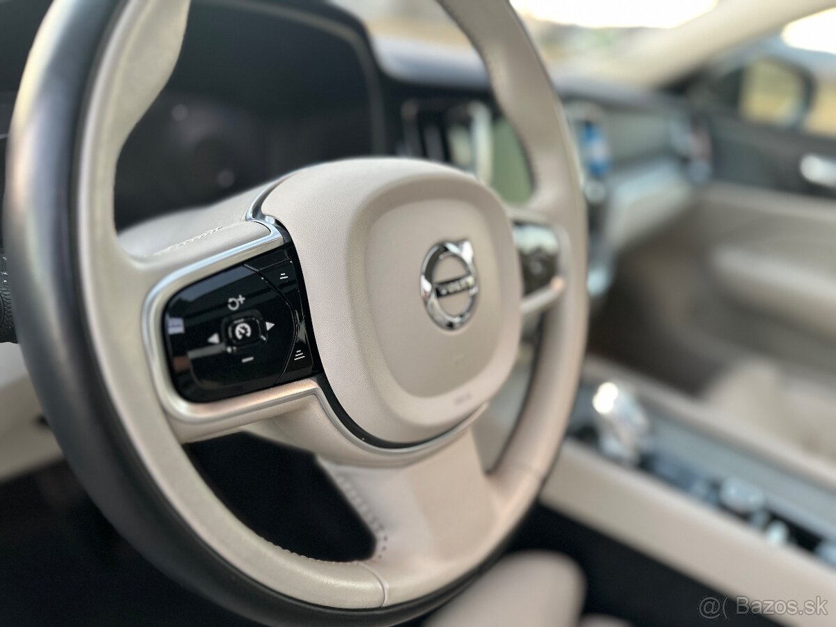 VOLVO S60 - 13