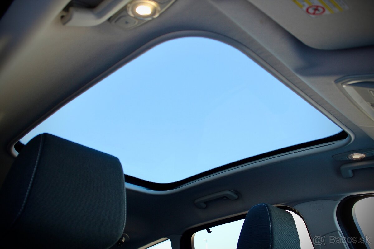 Ford C-Max 2.0 TDCi 103 kW PowerShift Titanium - TOP stav - 13