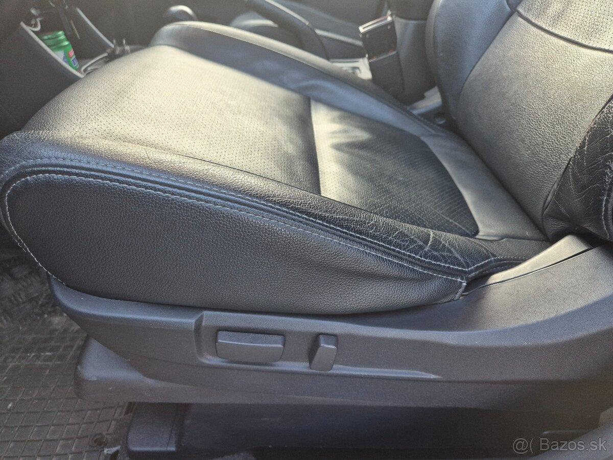 Mitsubishi Outlander 2.2 DI-D Intense+ - 13