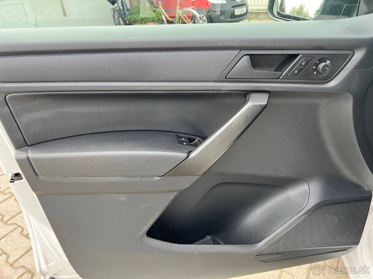 Volkswagen Caddy Beach 1.0 TSI BMT - 13