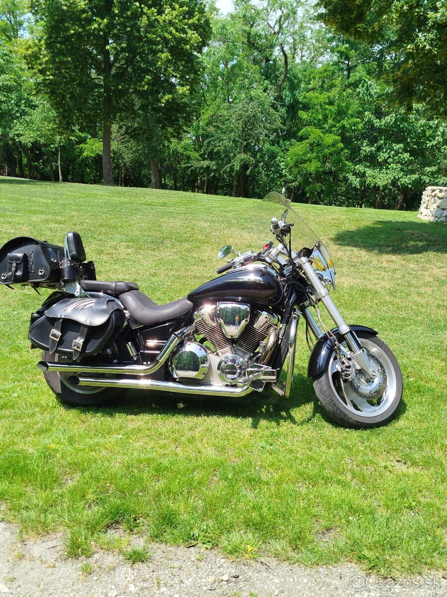 Honda VTX 1800 C - 13