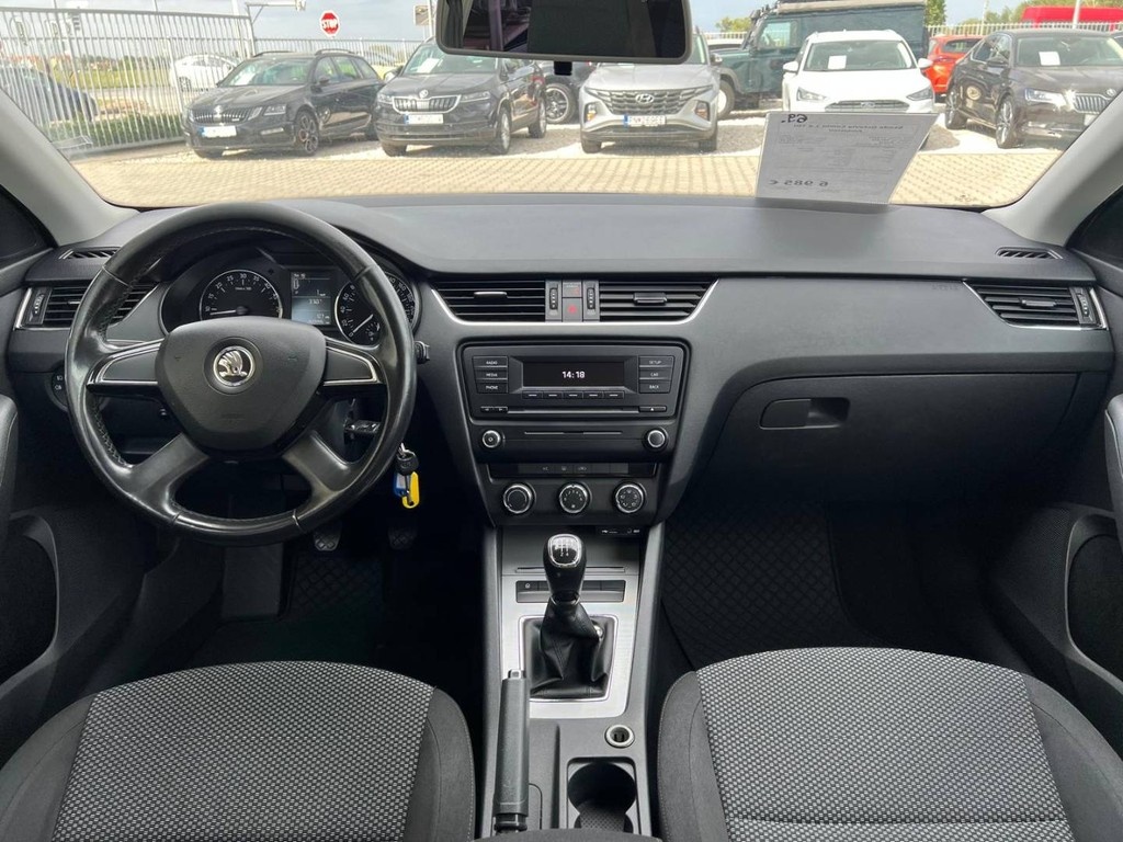 Škoda Octavia Combi 1.6 TDI Ambition - 13