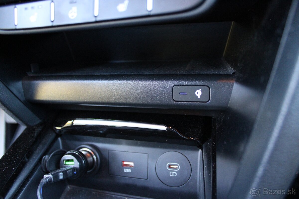 KIA XCEED 1.5 T-GDi GOLD 118 kw - 13