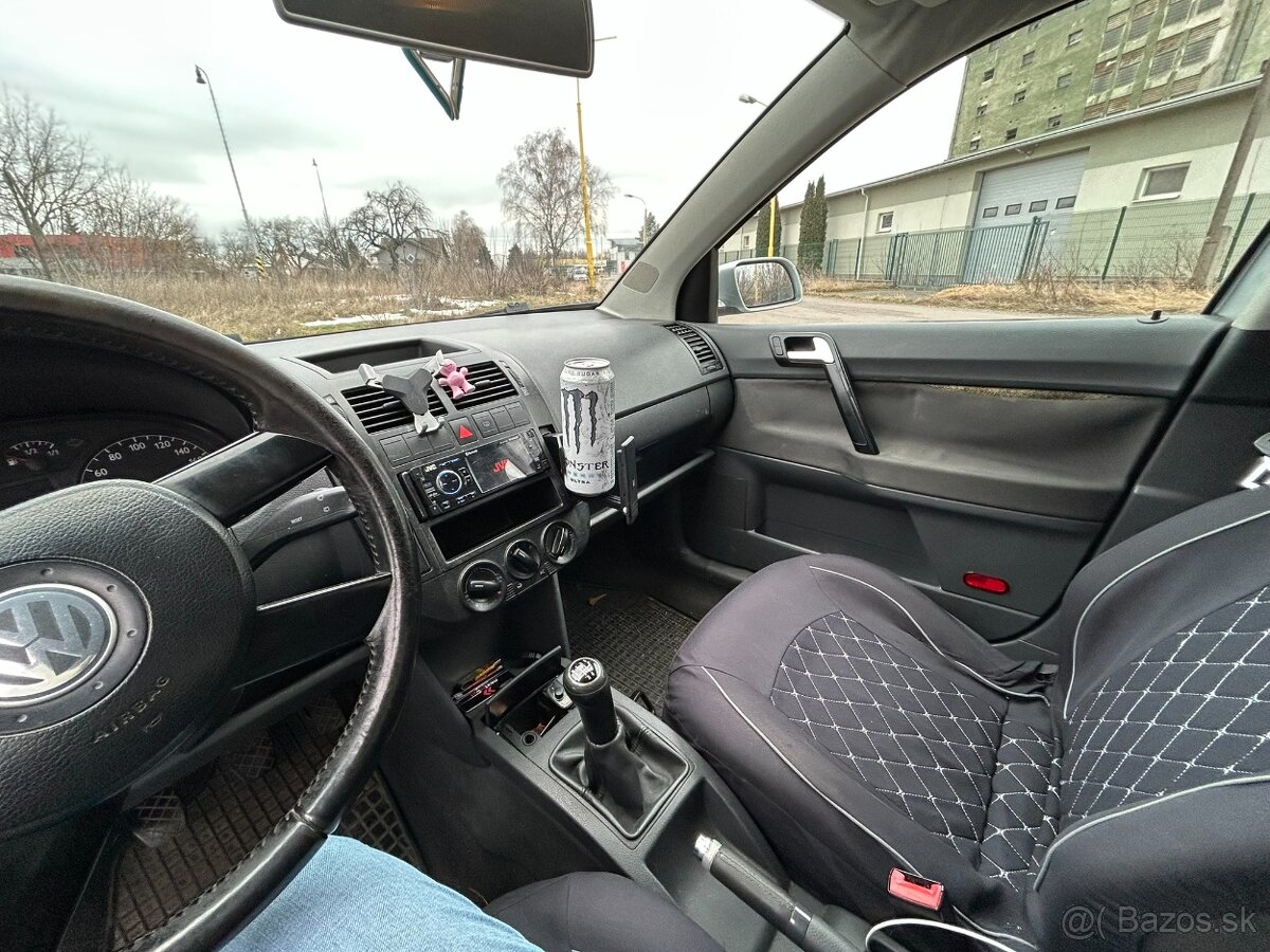 Volkswagen Polo - 13