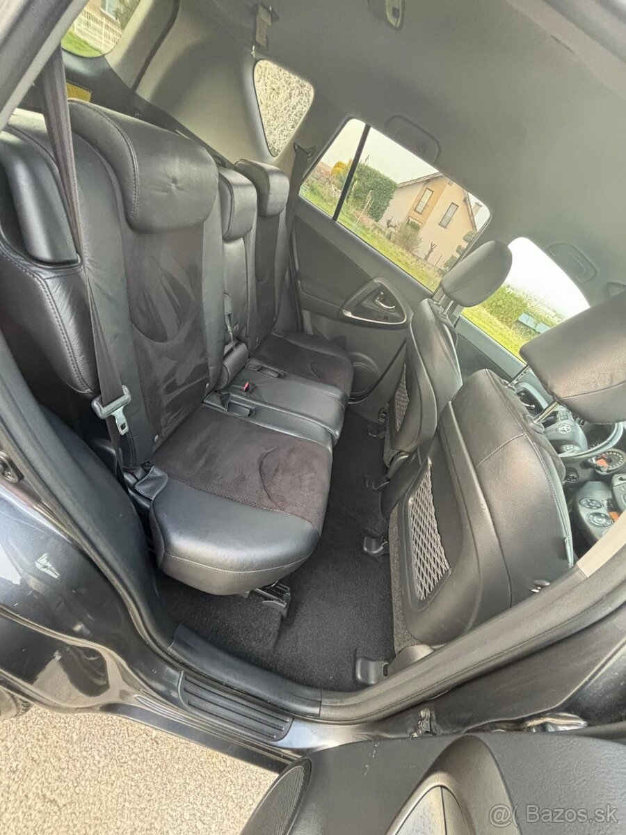 Toyota RAV4 2.2l D-4D 150 4x4 - 13