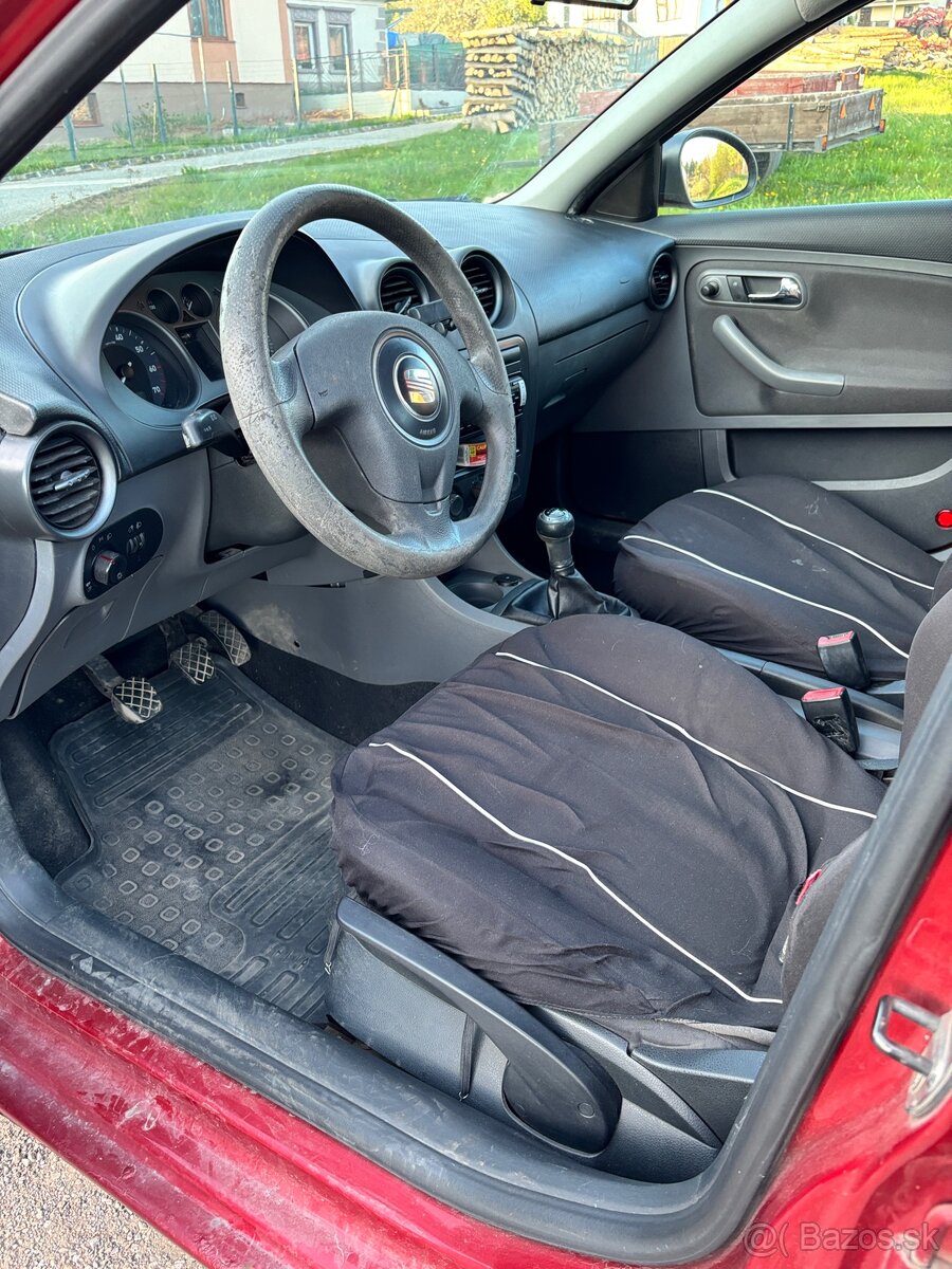 Seat Ibiza 1.4 benzín 63kW - 13