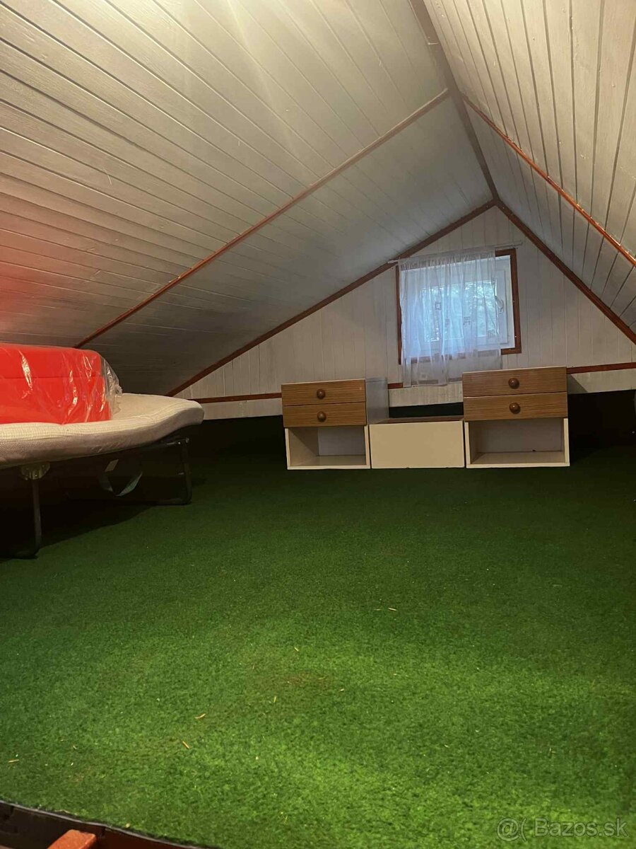 PREDAJ - CHATKA nad priehradou Lipovina - 13