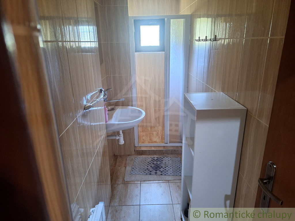 Veľká chata v Západných Tatrách nad Obcou Jakubovany - 13