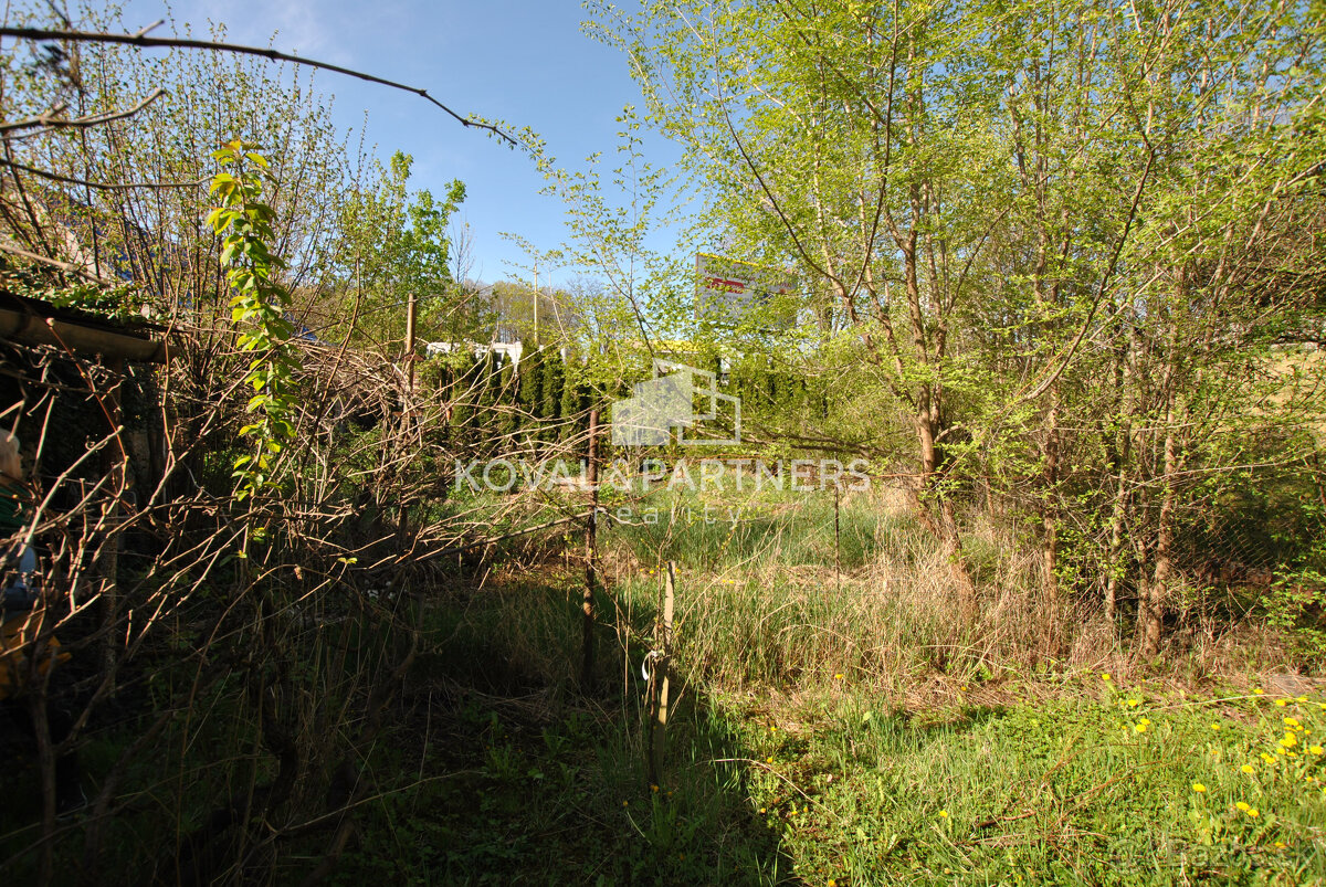Predávame rodinný dom v širšom centre mesta Nitry - 13