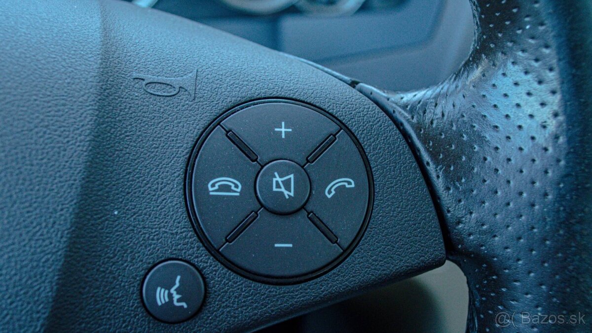 Mercedes-Benz E trieda Kupé 350 CGI Blue - 13