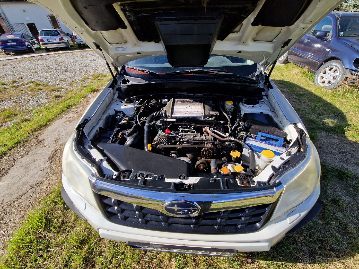 Rozpredam subaru forester 2.0D rv.2011 - 13