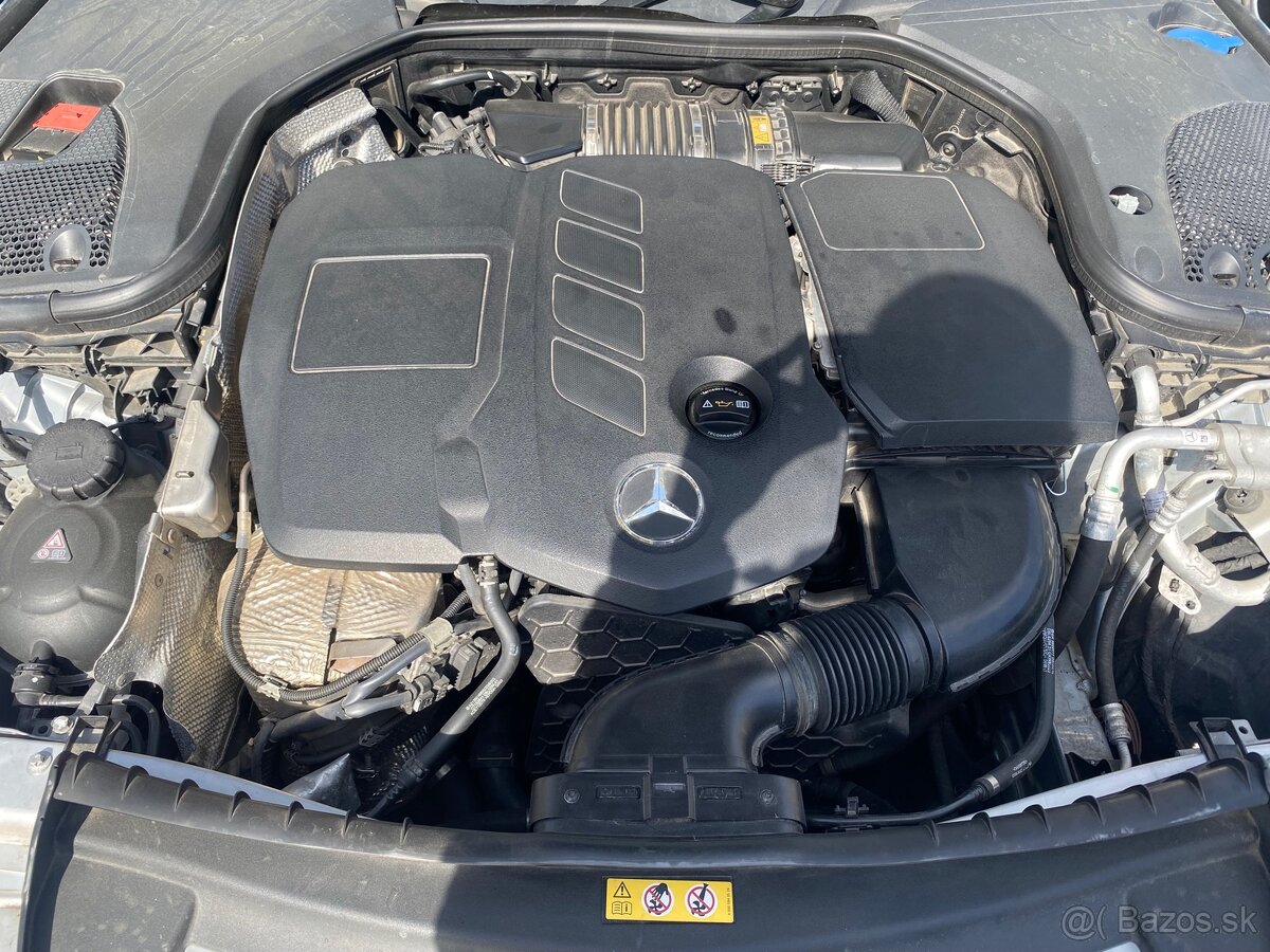 Mercedes-Benz W213 E200 2017 - 13