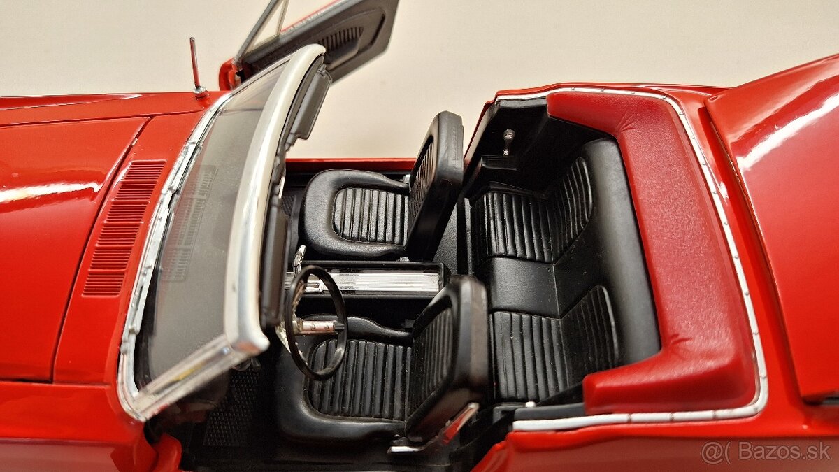 1:18 FORD MUSTANG 1965 - 13