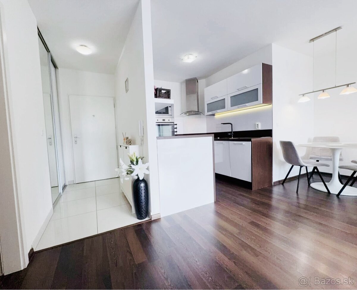 Krásny 2i byt na predaj - 13