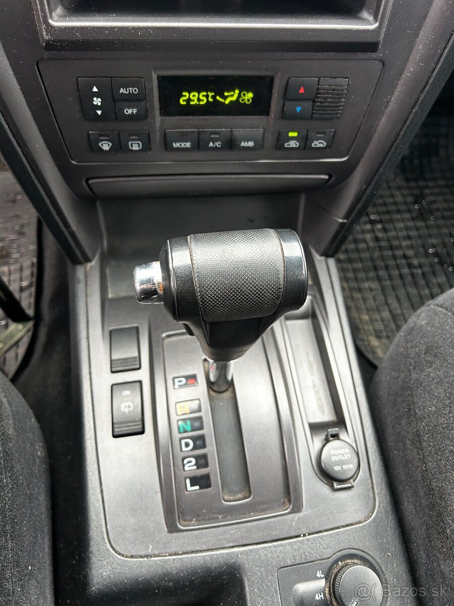 Hyundai Terracan 2.9 - 13