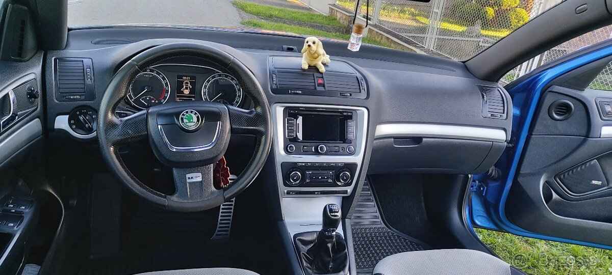 Predám škoda octavia vrs 2.0tdi CR facelift - 13