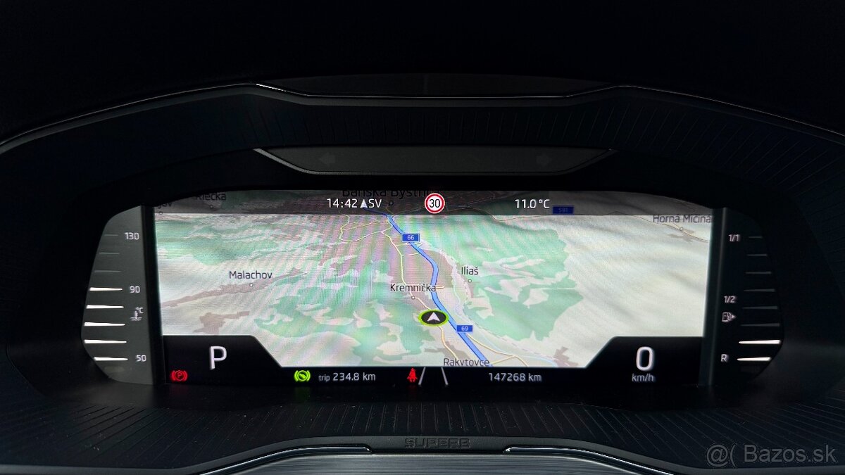 Škoda Superb Combi 2.0TDI DSG AMBITION - 13