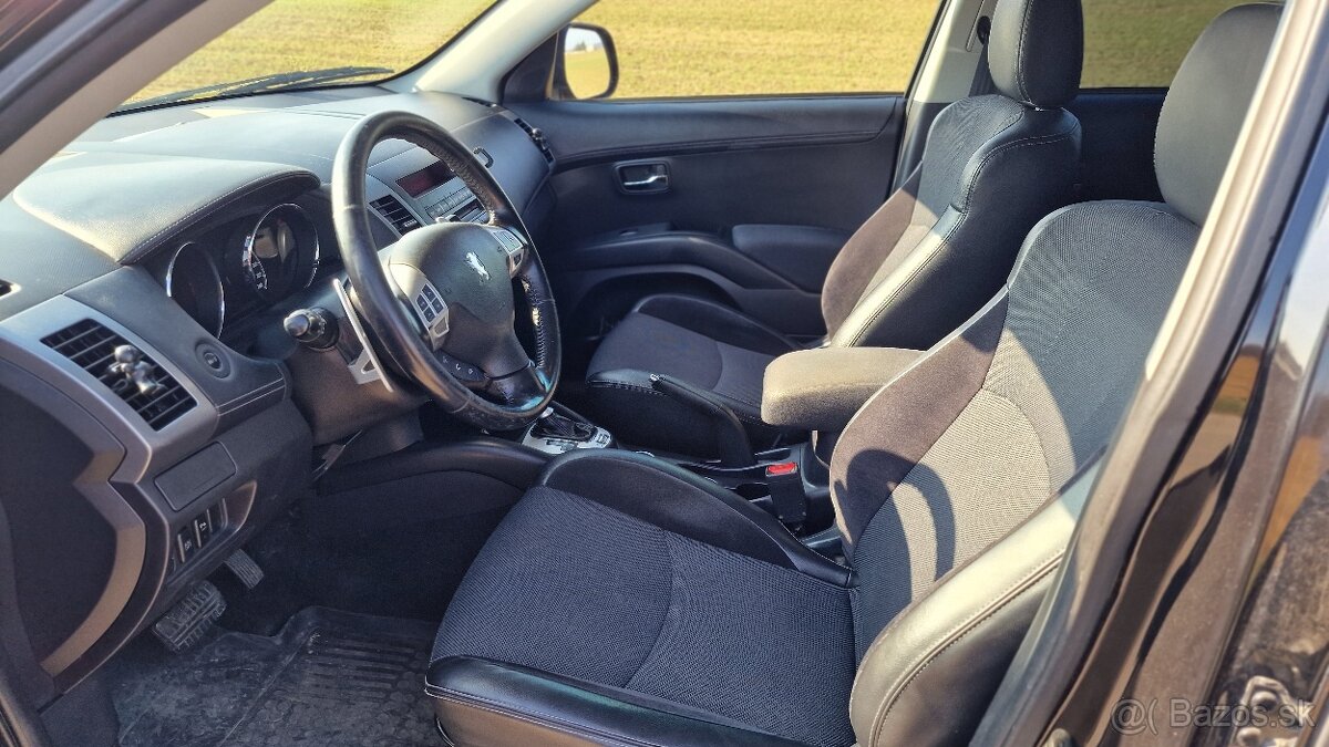 Peugeot 4007 2.2 HDI AT - 13