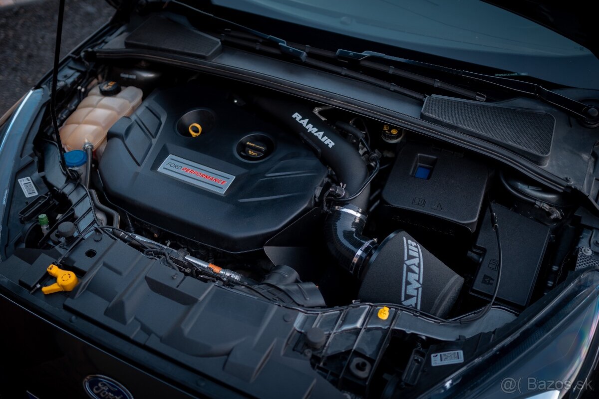 Ford Focus RS MK3 2.3 Turbo - 13