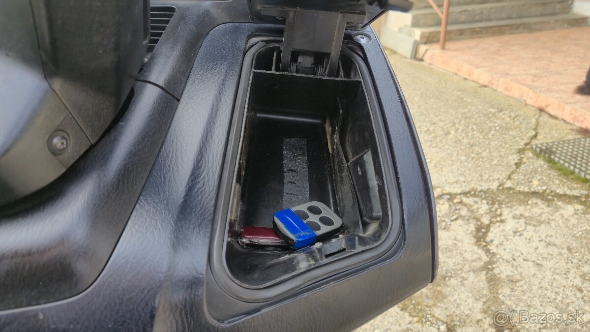 Honda Silver Wing FJS400 - 13