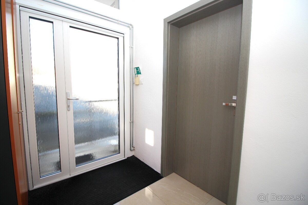 PRENÁJOM podnikateľský priestor 99 m² v Bánovce n/B. - 13