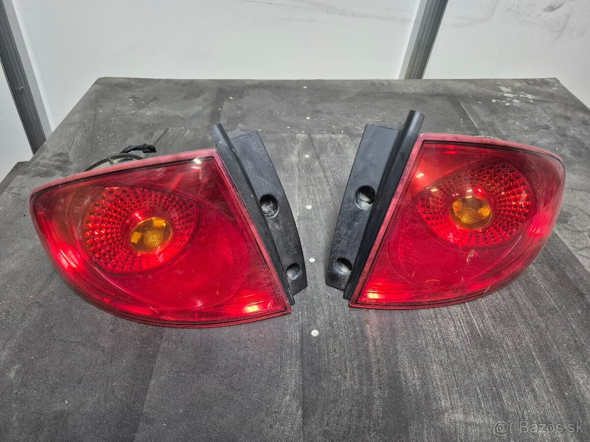 Zadne svetlo / svetla - 13