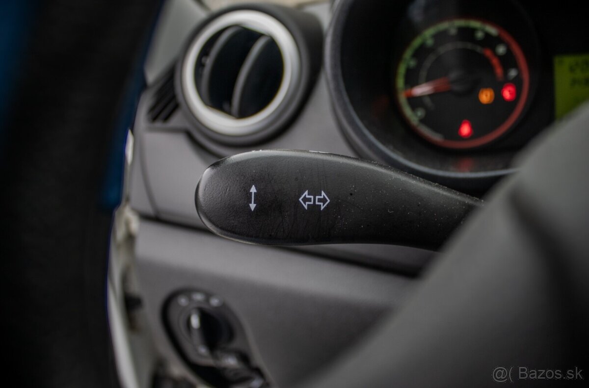 Lada Kalina cross 1.6 16V MPI Luxe - 13