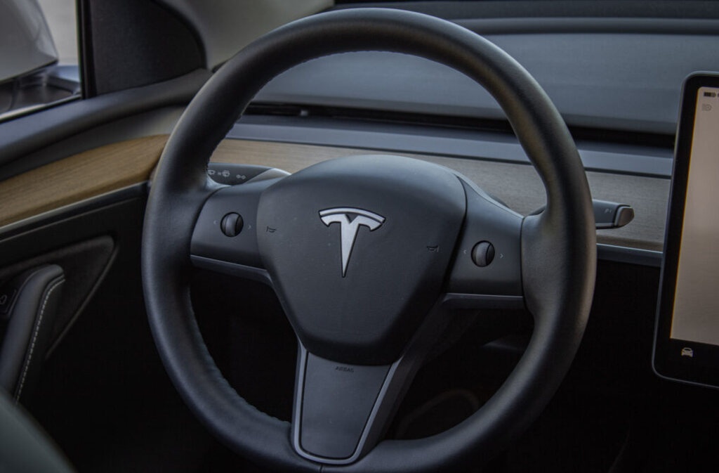 Tesla Model Y Long Range 378kW - 13