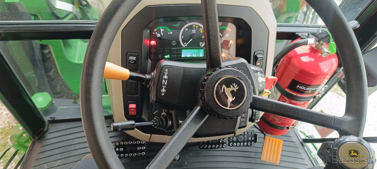 John Deere 5085M + JD 543R nakladač - 13