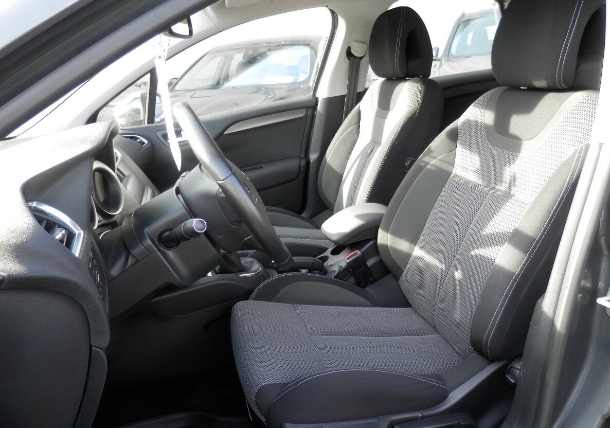 Citroen C4 1.6 VTi 2013 Benzin - 13