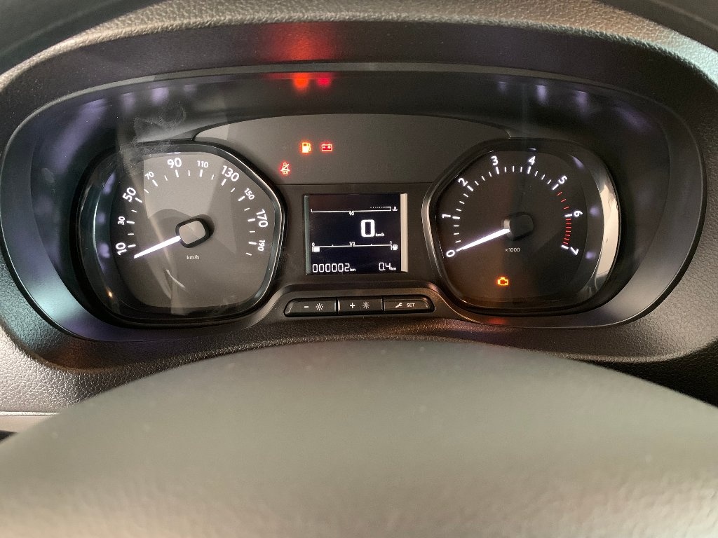 Opel Vivaro Van Enjoy L2 2.0 CDTi 145k MT6 - 13