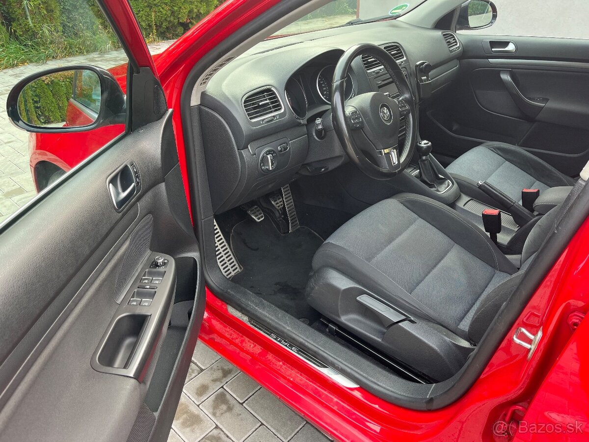 Volkswagen Golf Variant Combi 77kw Manuál - 13