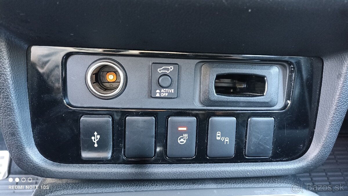 MITSUBISHI OUTLANDER 2,0 MIVEC AWD CVT SPIRIT - 13