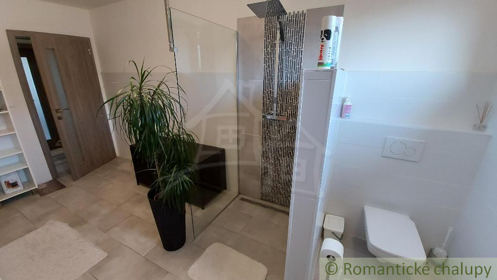 Exkluzívna usadlosť na bývanie, podnikanie, farmu, alebo a - 13