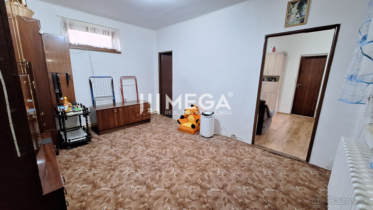 NA PREDAJ rodinný dom v srdci obce Porúbka - 13