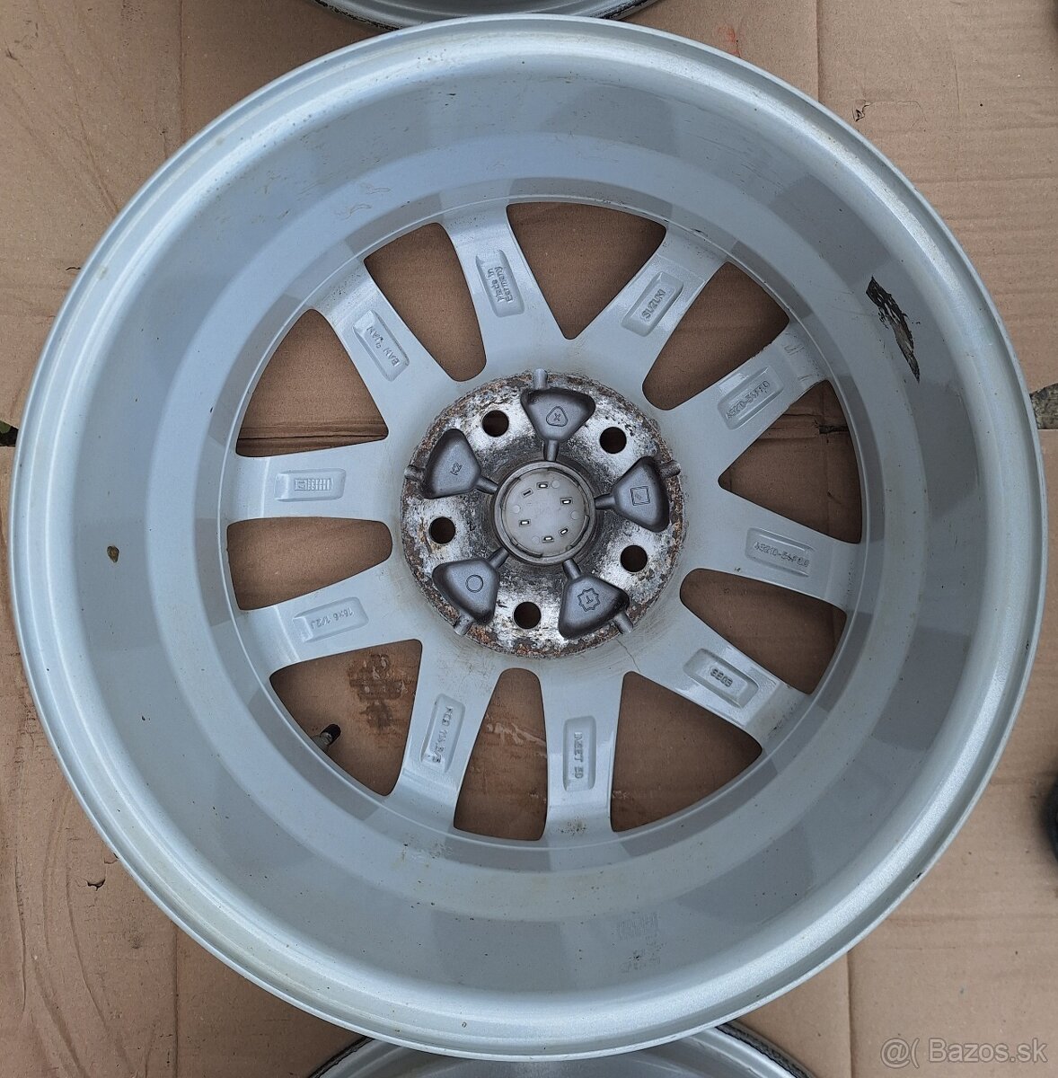 SUZUKI - 13