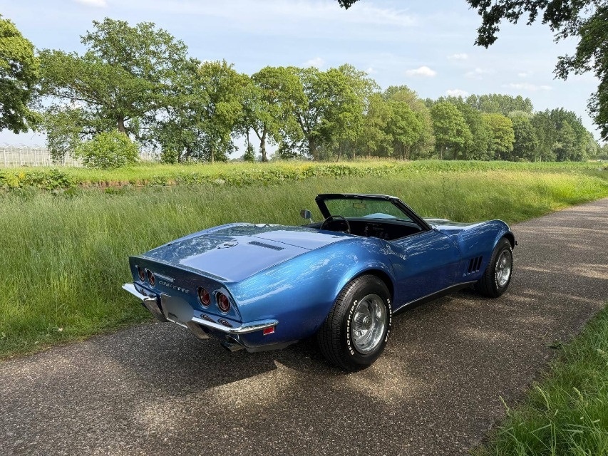 Chevrolet Corvette C3 z roku 1968 - 13