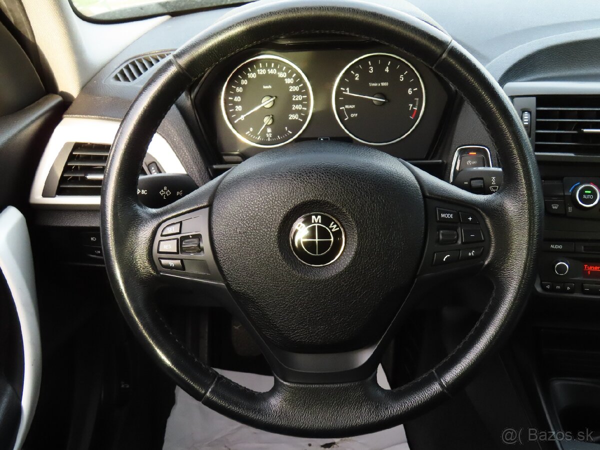 BMW Rad 1 116i, 2012, 243 000km - 13