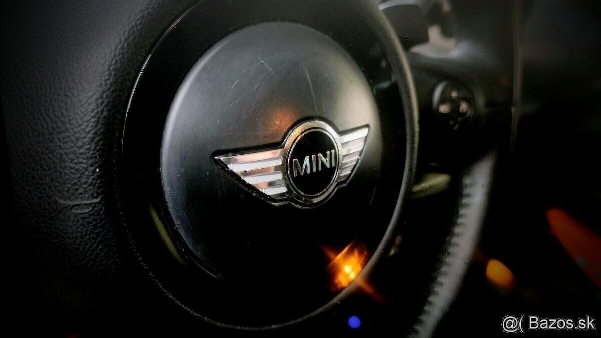 Mini Countryman Cooper D ALL4 A/T - 13