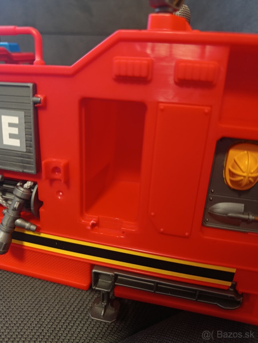 Veľké hasičské auto - 13